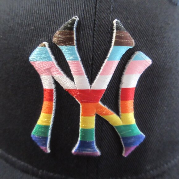 New York Yankees Pride LGBTQ Melonwear Hat Cap SGA Special Snapback Rainbow NNY - Picture 16 of 16